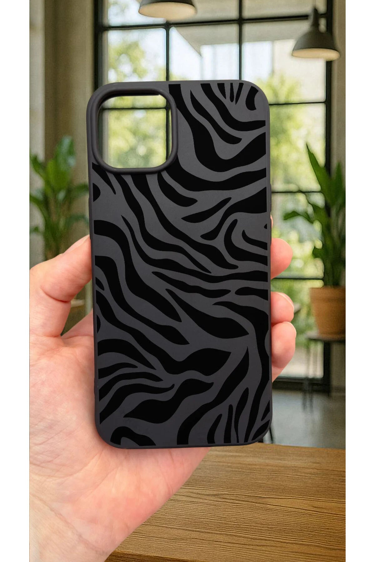 iPhone 15 Uyumlu Zebra Desenli Silikon Darbe Emici Korumalı Klasik Rubber Kılıf 277
