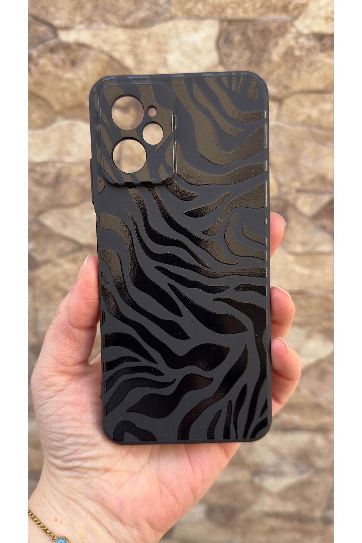 Casper Via X30 Uyumlu Zebra Desenli Silikon Darbe Emici Klasik Korumalı Rubber Kılıf