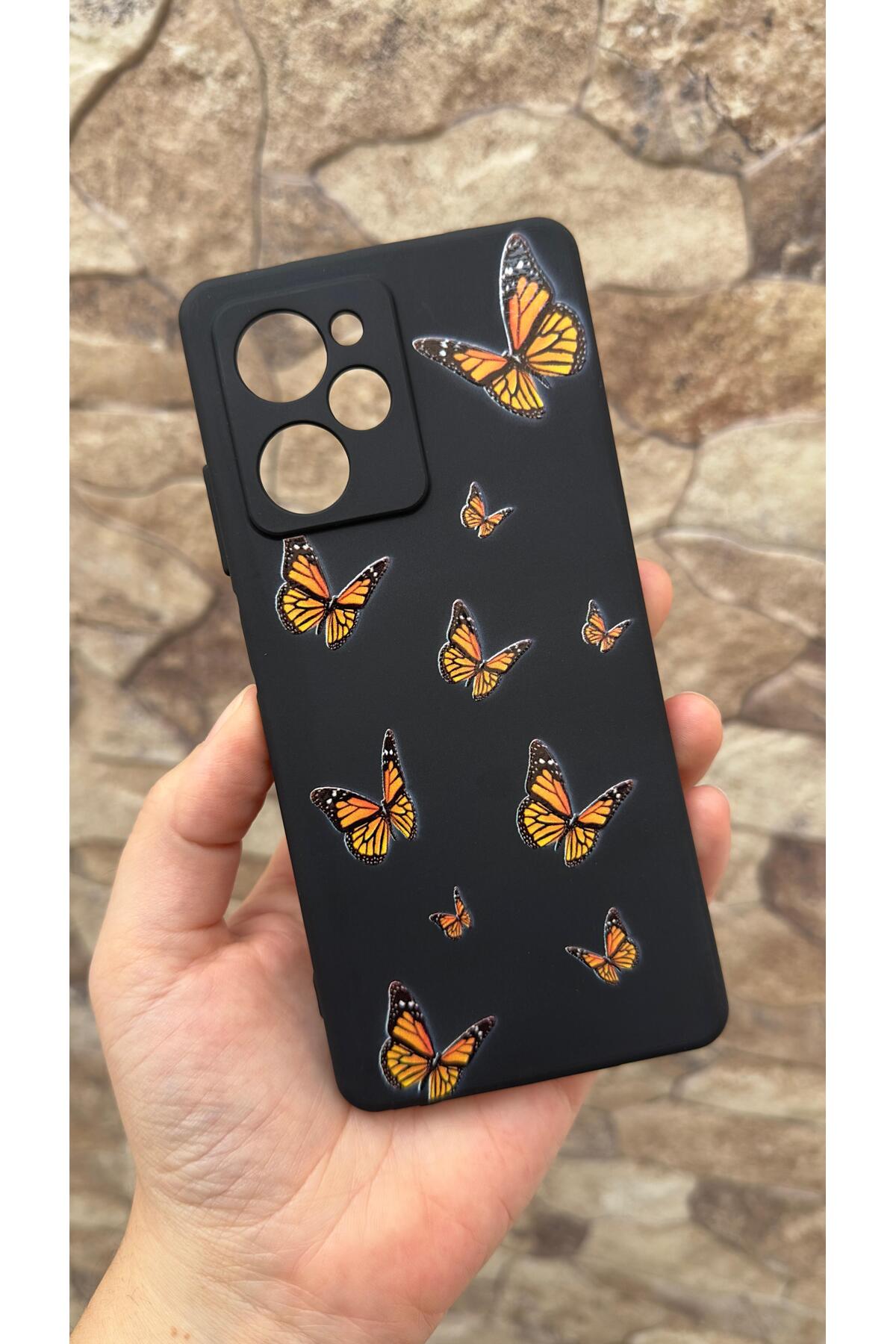 POCO X5 PRO Uyumlu Turuncu Kelebek Desenli Silikon Darbe Emici Klasik Korumalı Rubber Kılıf