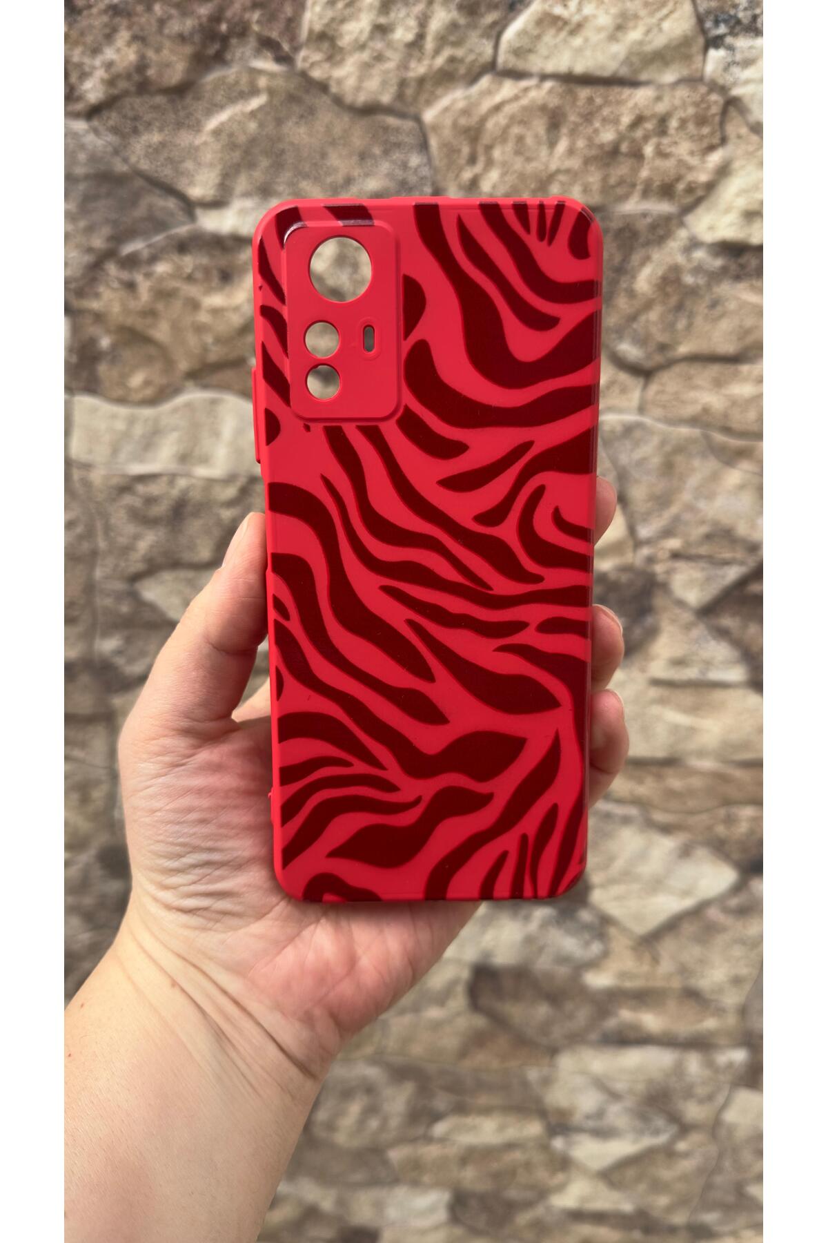 Redmi Note 12S Uyumlu Kırmızı Zebra Desenli Silikon Darbe Emici Klasik Korumalı Rubber Kılıf