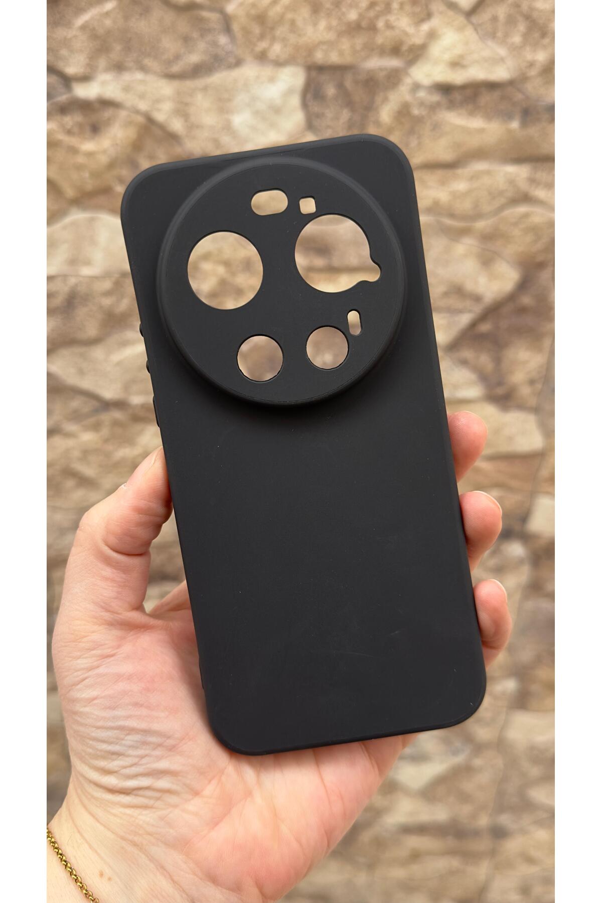 Mİ 17 Ultra Uyumlu Silikon Darbe Emici Klasik Korumalı Rubber Kılıf