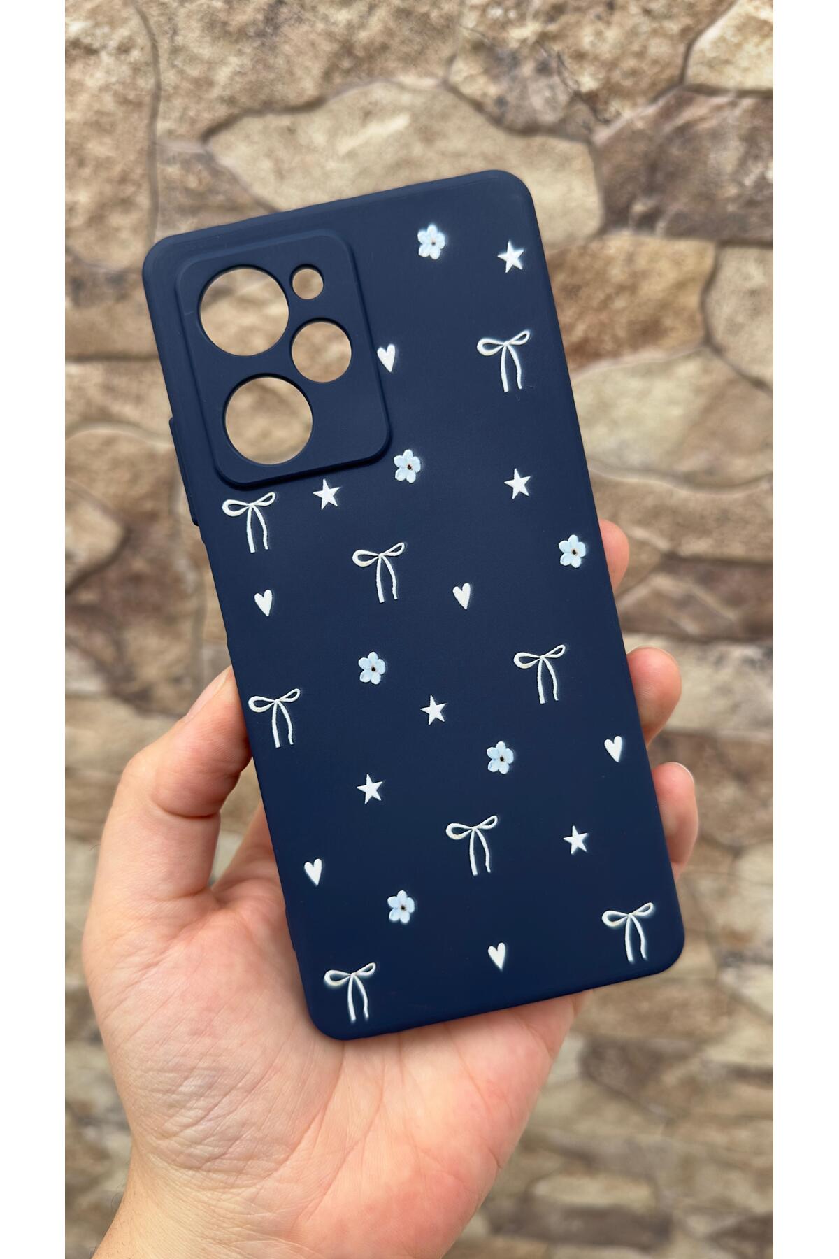 POCO X5 PRO Uyumlu Mini Fiyonk Desenli Silikon Darbe Emici Klasik Korumalı Rubber Kılıf