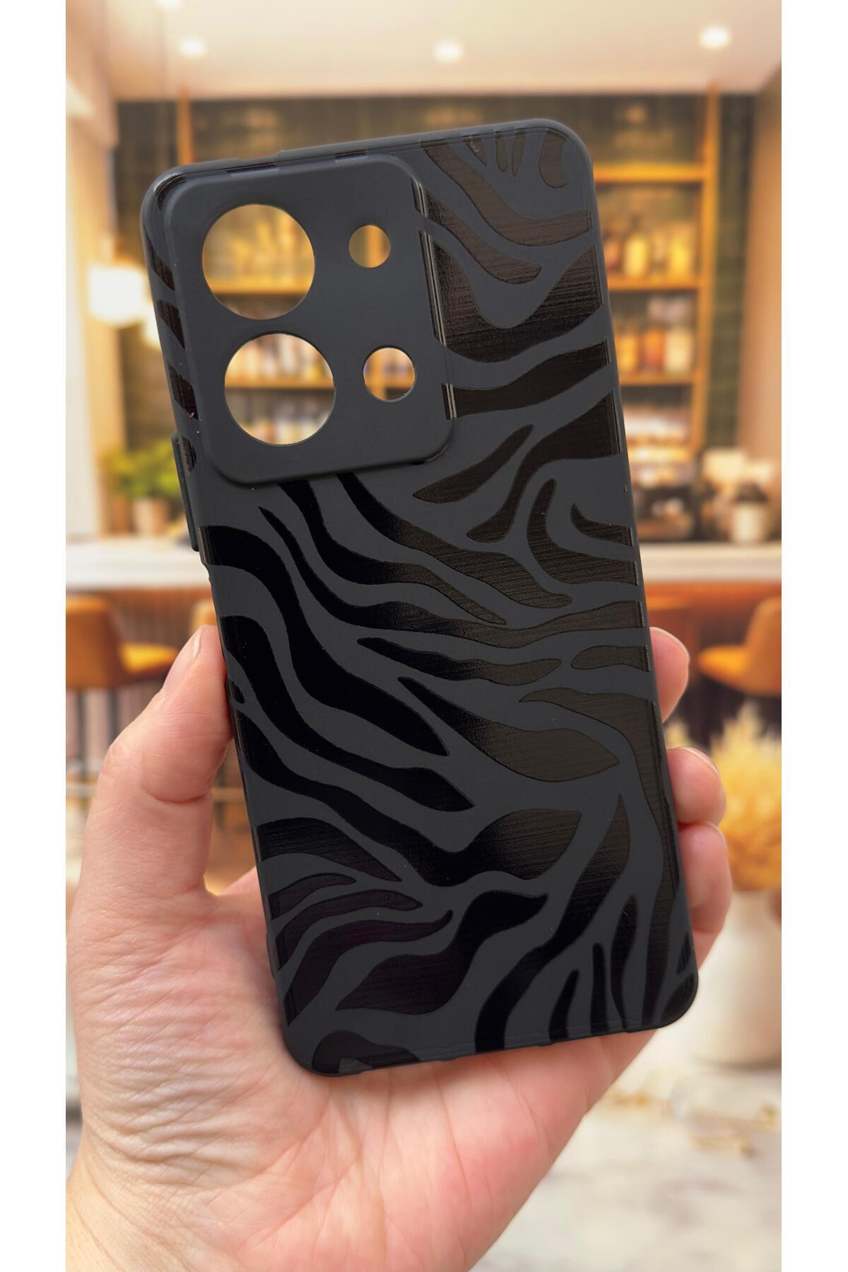 VİVO Y36 Uyumlu Zebra Desenli Silikon Darbe Emici Klasik Korumalı Rubber Kılıf