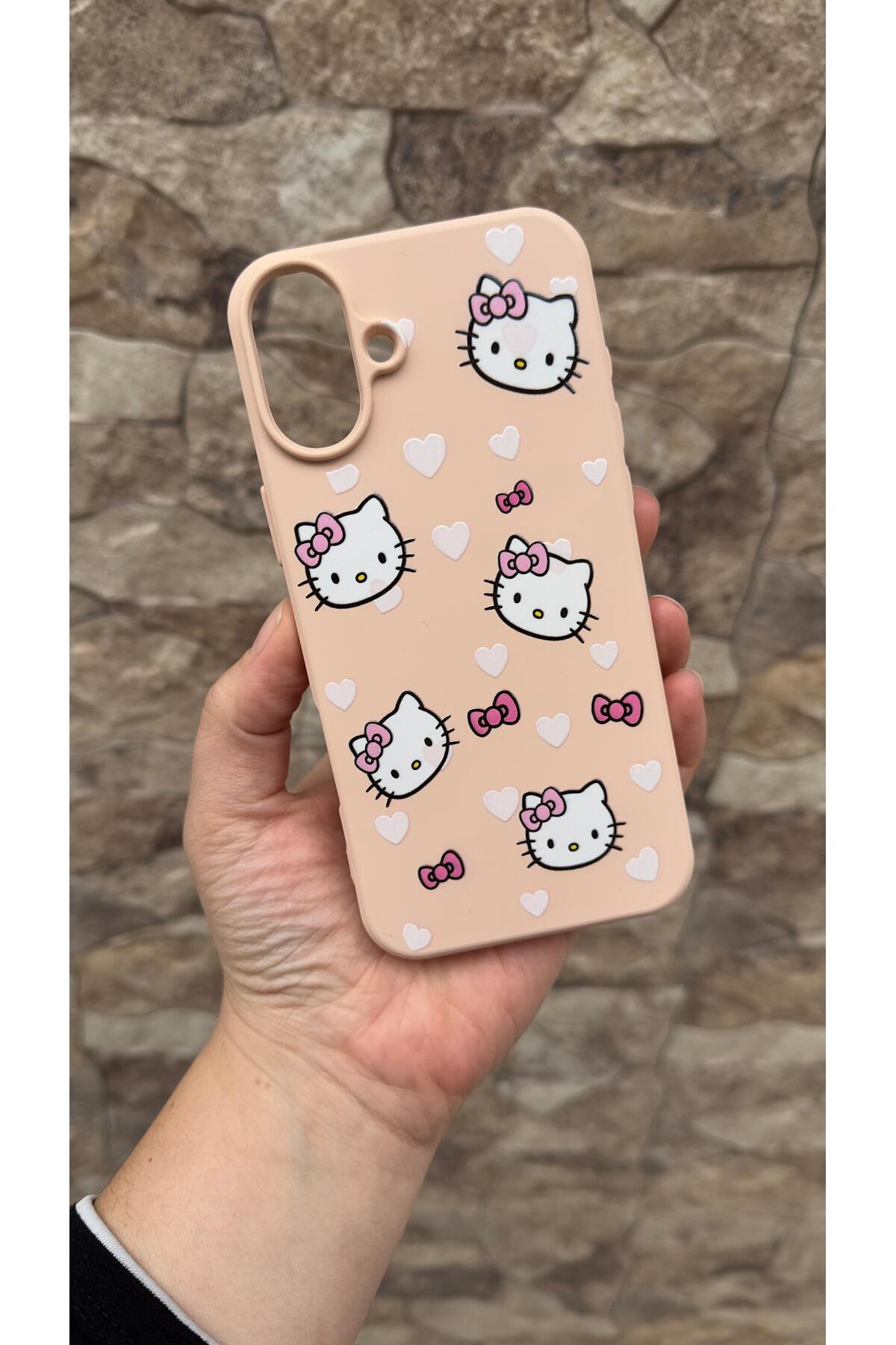 iPhone 16 Plus Uyumlu Hello Kity Silikon Darbe Emici Klasik Korumalı Rubber Kılıf