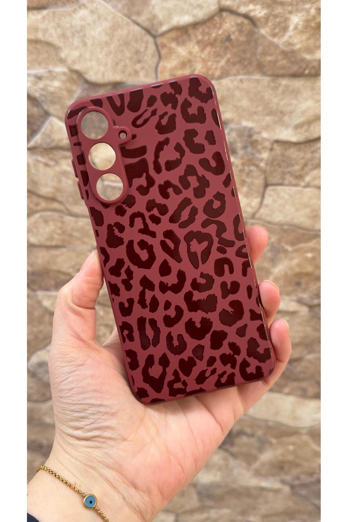 Samsung Galaxy S24FE Uyumlu Leopar Desenli Silikon Darbe Emici Klasik Korumalı Rubber Kılıf