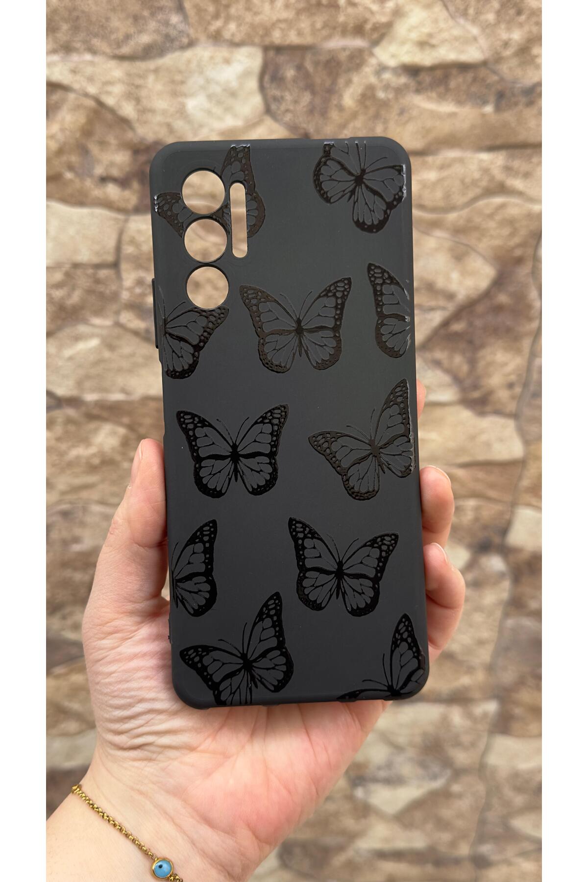 Tecno Pova 3 Uyumlu Siyah Kelebek Desenli Silikon Darbe Emici Klasik Korumalı Rubber Kılıf