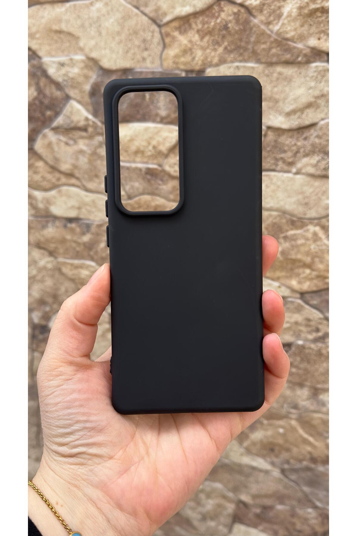 Vivo V30 Uyumlu Silikon Darbe Emici Klasik Korumalı Rubber Kılıf