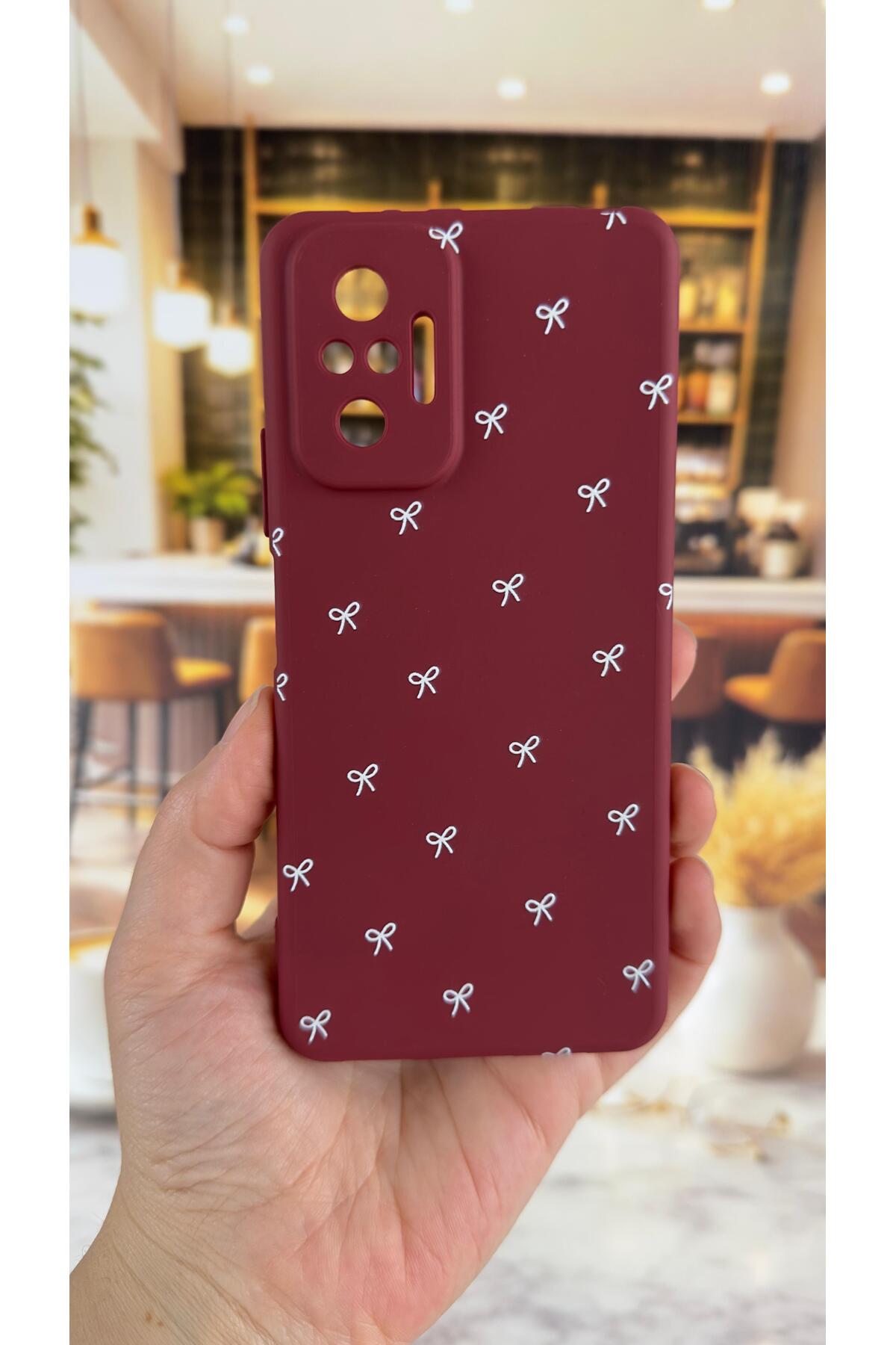Redmi Note 10 Pro Uyumlu Beyaz Fiyonk Desenli Silikon Darbe Emici Klasik Korumalı Rubber Kılıf
