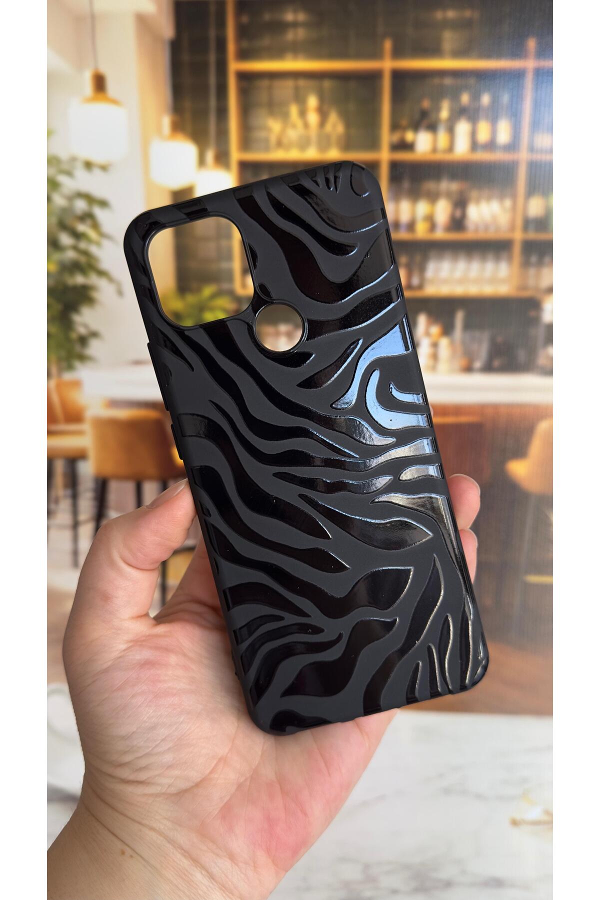 Oppo A15 Uyumlu Zebra Desenli Silikon Darbe Emici Klasik Korumalı Rubber Kılıf