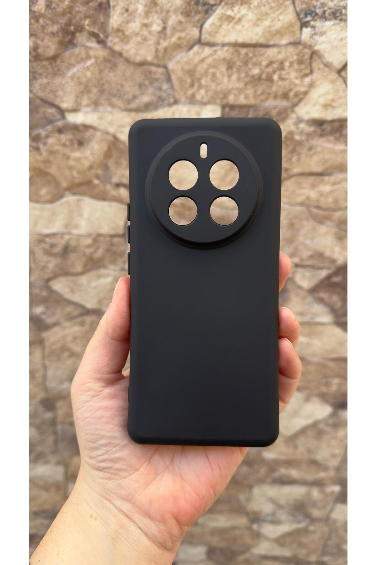 Realme 12 Pro Uyumlu Silikon Darbe Emici Klasik Korumalı Rubber Kılıf