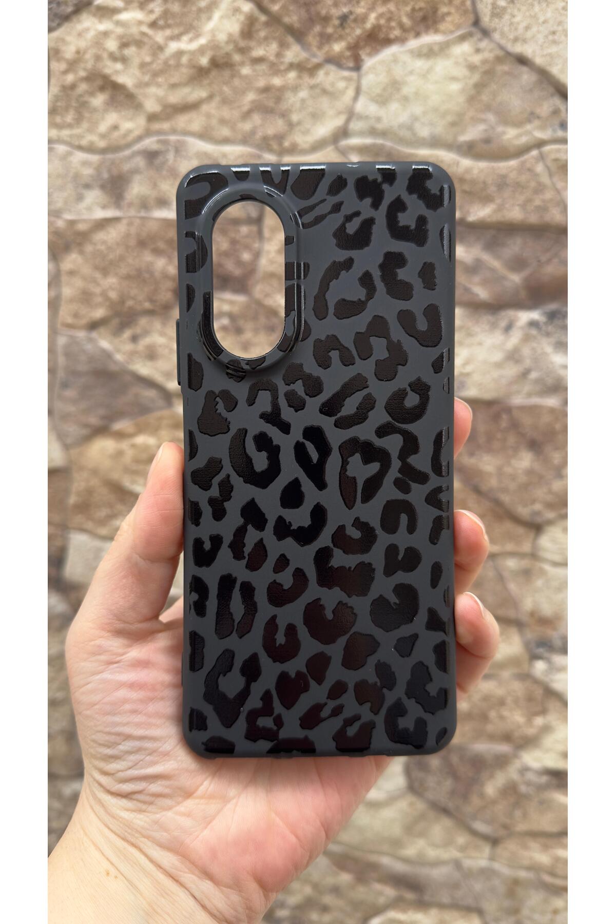 Huawei Nova 9 Se Uyumlu Siyah Leopar Desenli Silikon Darbe Emici Klasik Korumalı Klasik Rubber Kılıf