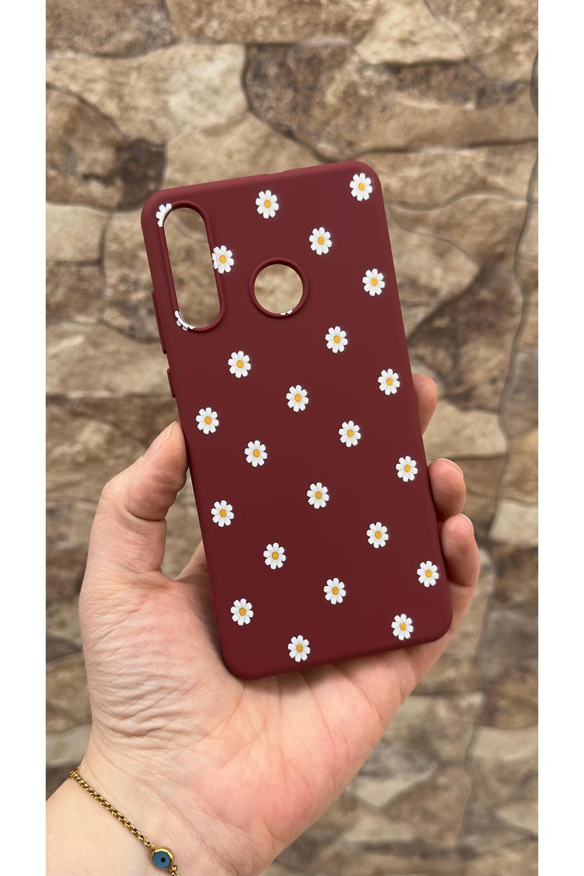 Huawei P30 Lite Uyumlu Beyaz Papatya Desenli Silikon Darbe Emici Klasik Korumalı Rubber Kılıf