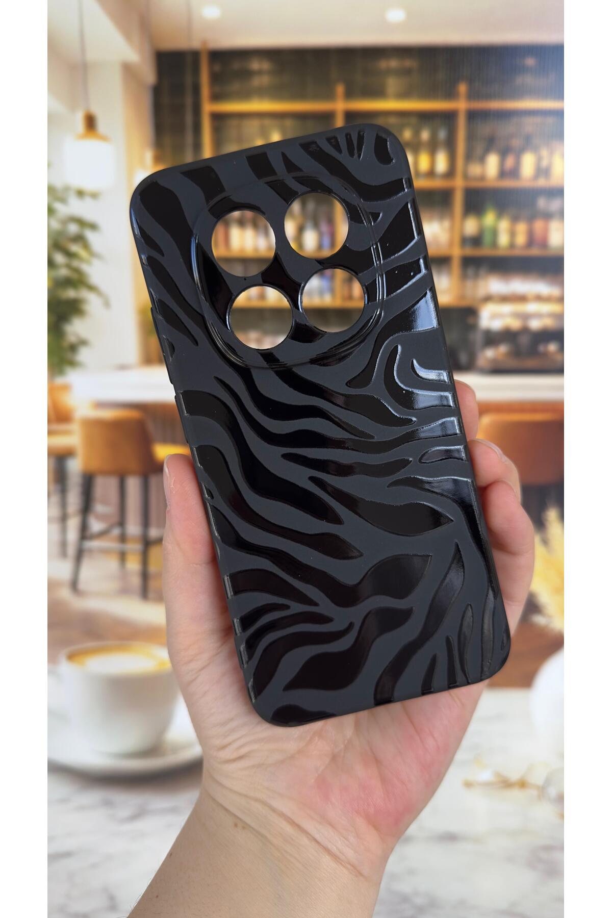 Redmi Note 15 Pro 5G Uyumlu Zebra Desenli Silikon Darbe Emici Klasik Korumalı Rubber Kılıf