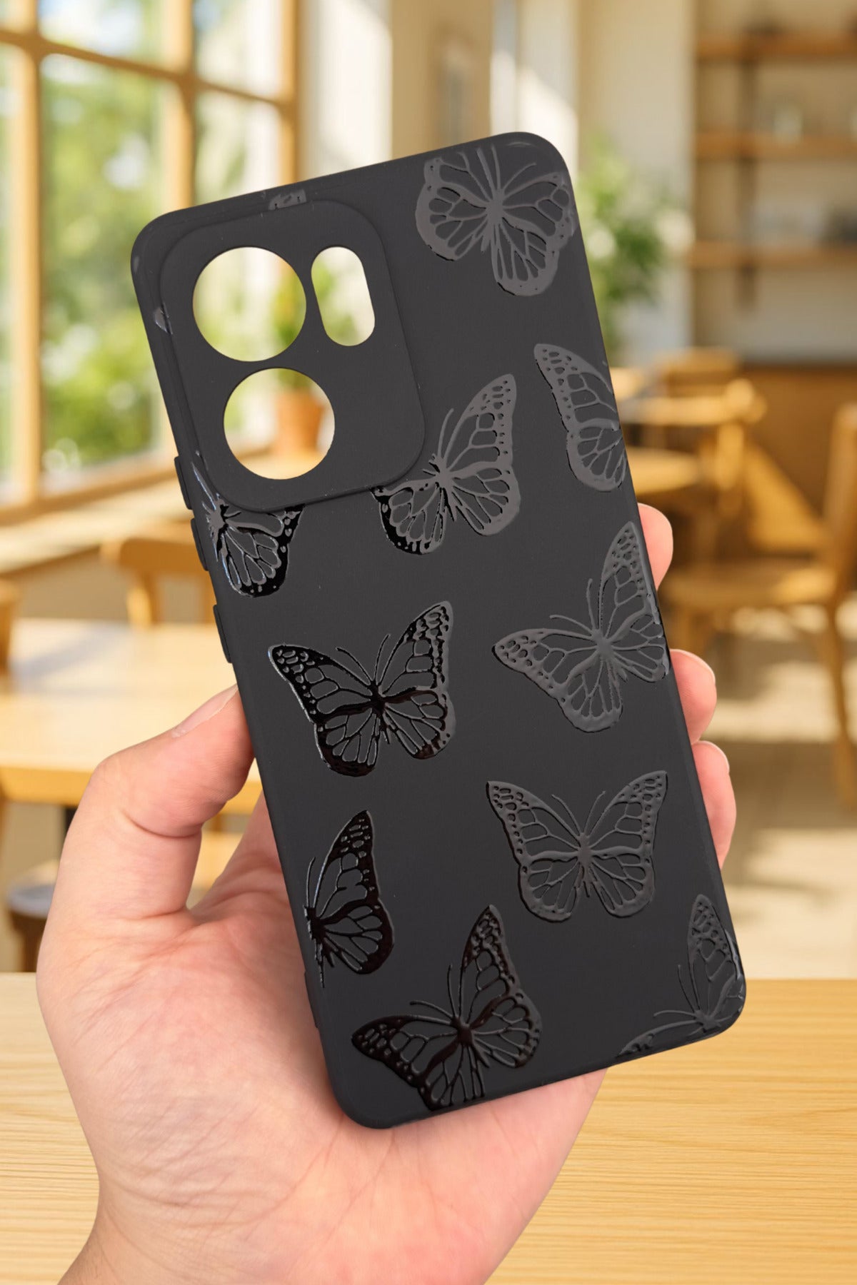 OPPO RENO 13 F Uyumlu Siyah Kelebek Desenli Silikon Darbe Emici Klasik Korumalı Rubber Kılıf