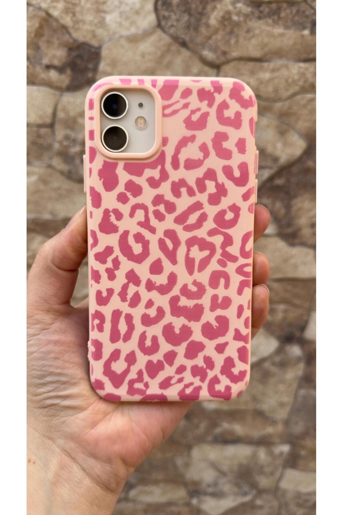 iPhone 11 Uyumlu Pembe Leo Silikon Darbe Emici Klasik Korumalı Rubber Kılıf