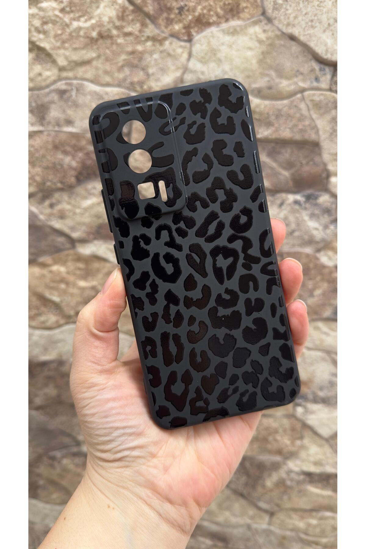 Poco F5 Pro Uyumlu Siyah Leopar Desenli Silikon Darbe Emici Klasik Korumalı Rubber Kılıf