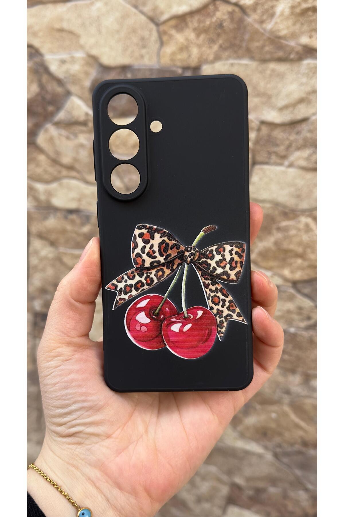 Samsung Galaxy S26 Uyumlu Kiraz Fiyonk Leopar Desenli Silikon Darbe Emici Klasik Korumalı Kılıf