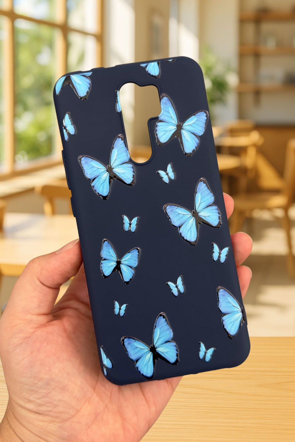 Xiaomi Redmi 9 Uyumlu Mavi Kelebek Desenli Silikon Darbe Emici Klasik Korumalı Rubber Kılıf