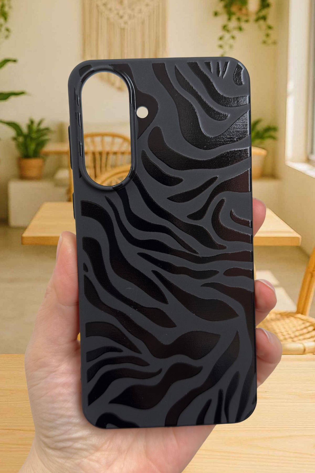 Samsung Galaxy A37 Uyumlu Zebra Desenli Silikon Darbe Emici Klasik Korumalı Rubber Kılıf