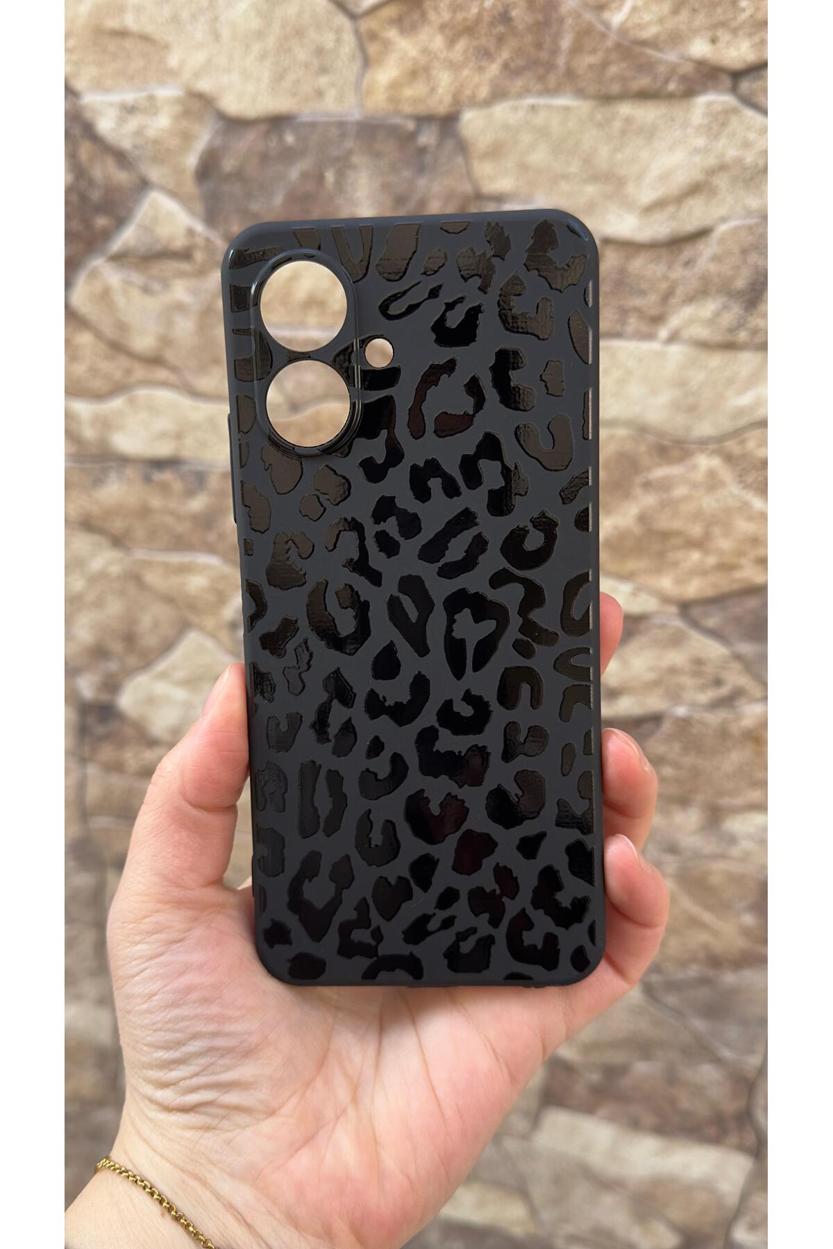 Tecno Spark Go2 Uyumlu Leopar Desenli Silikon Darbe Emici Klasik Korumalı Rubber Kılıf