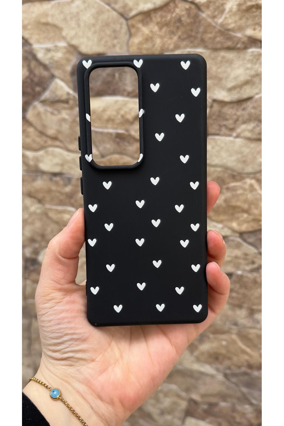 Vivo V30 Uyumlu Mini Beyaz Kalp Desenli Silikon Darbe Emici Klasik Korumalı Rubber Kılıf