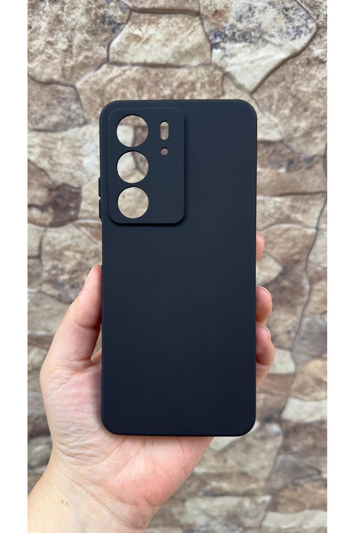 Realme C75 - Silikon Darbe Emici Klasik Korumalı Rubber Kılıf