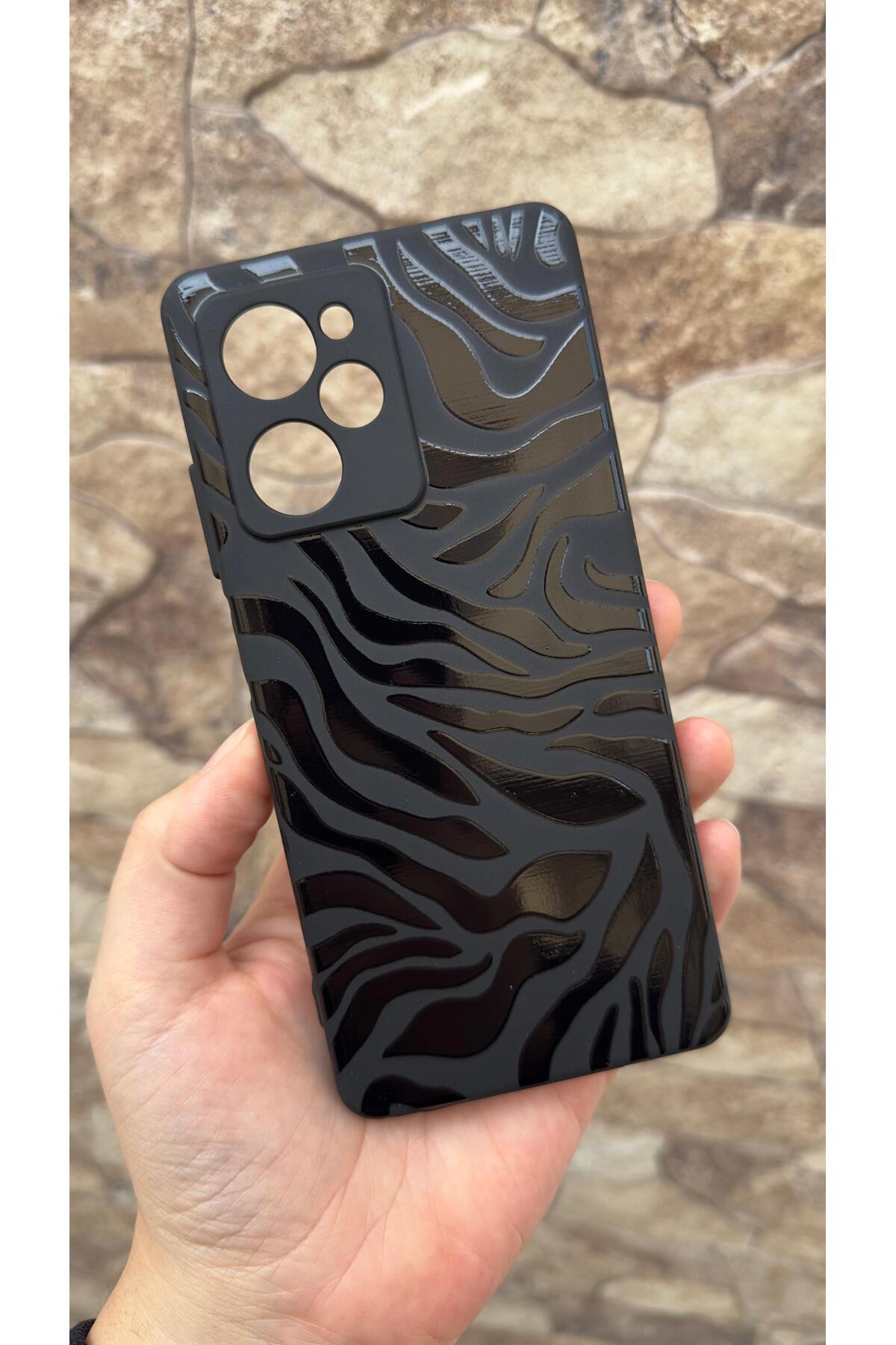 POCO X5 PRO Uyumlu Zebra Desenli Silikon Darbe Emici Klasik Korumalı Rubber Kılıf