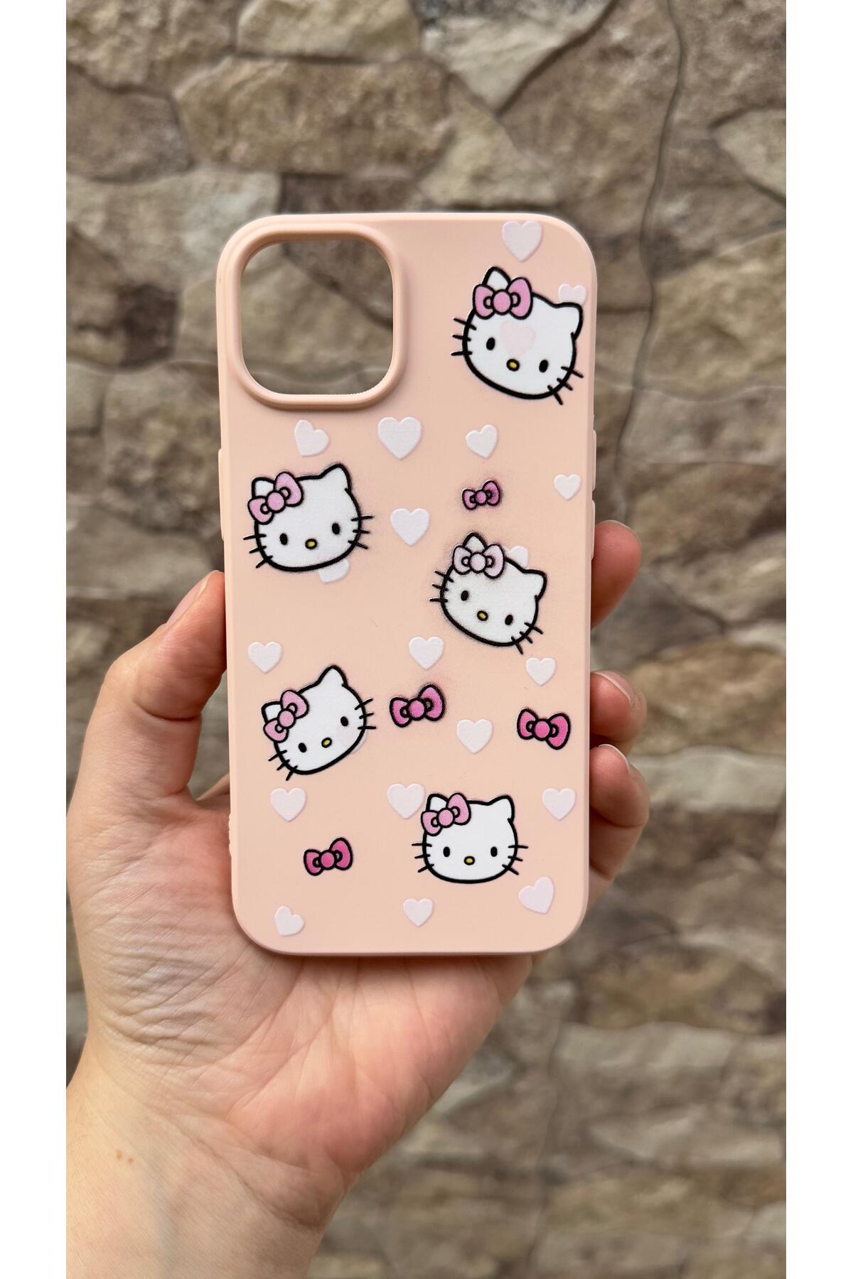 iPhone 13 Uyumlu Hello Kity Silikon Darbe Emici Klasik Korumalı Rubber Kılıf