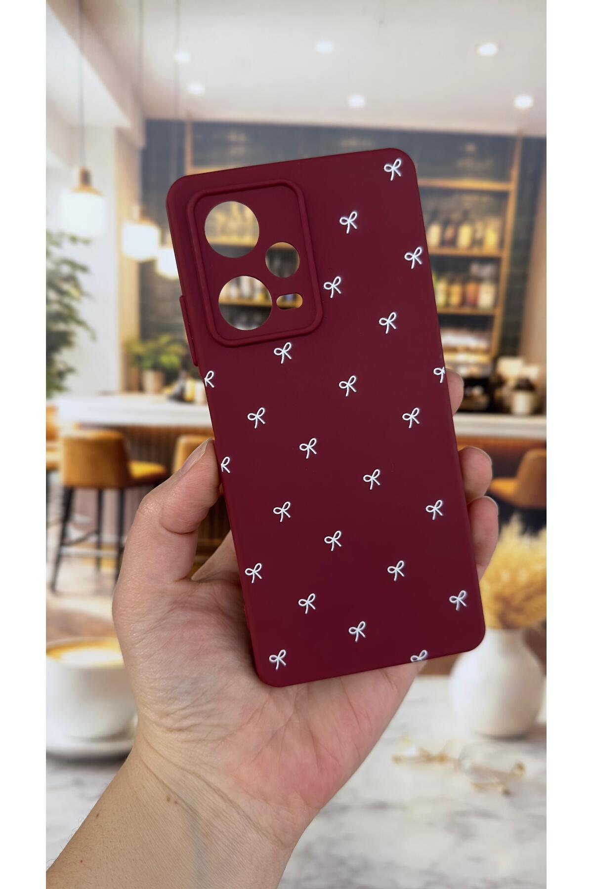 Redmi Note 12 Pro 5G Uyumlu Beyaz Fiyonk Desenli Silikon Darbe Emici Klasik Korumalı Rubber Kılıf