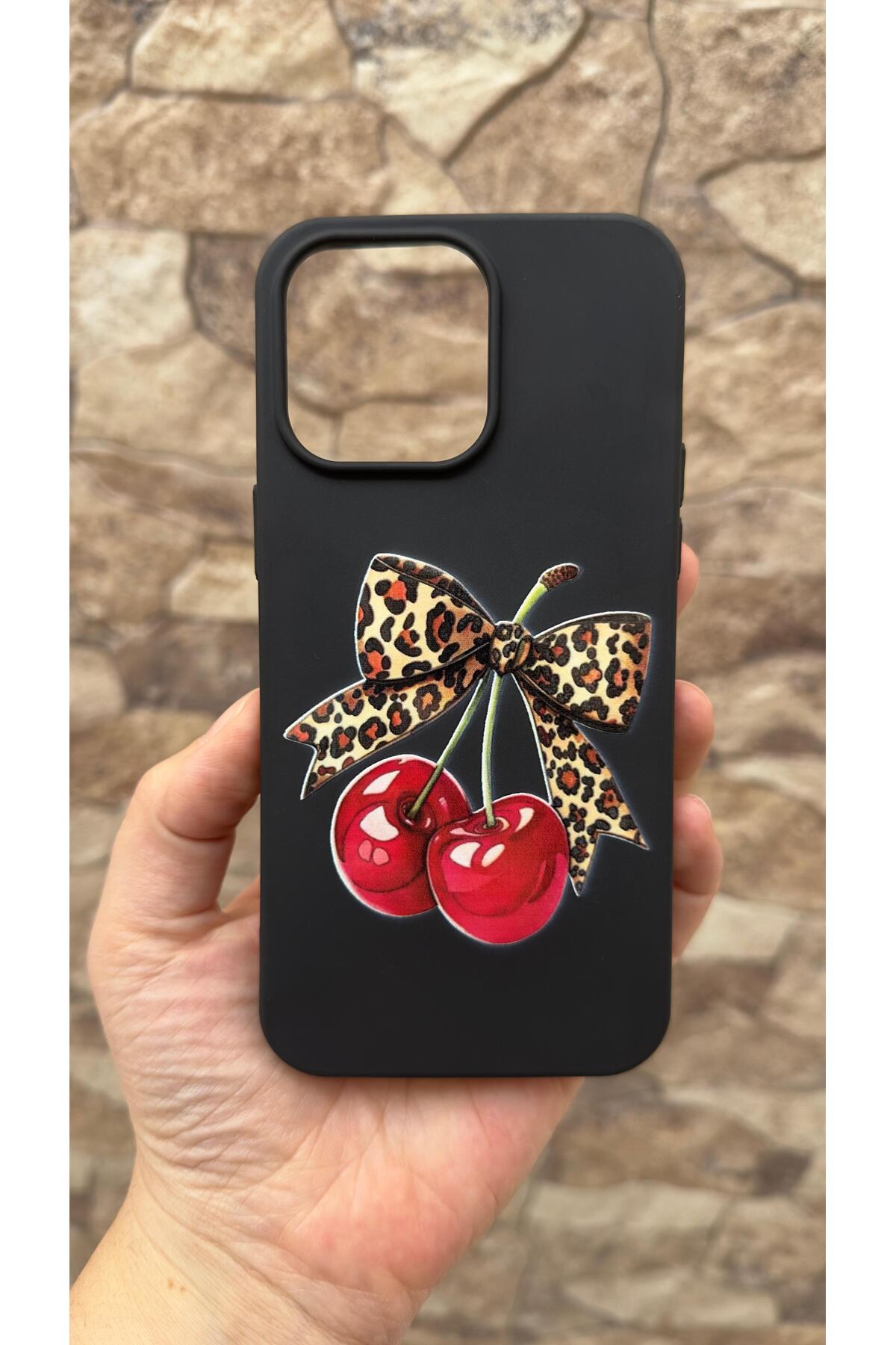 iPhone 16 Pro Max Uyumlu Kiraz Fiyonk Leopar Desenli Silikon Darbe Emici Korumalı Rubber Kılıf