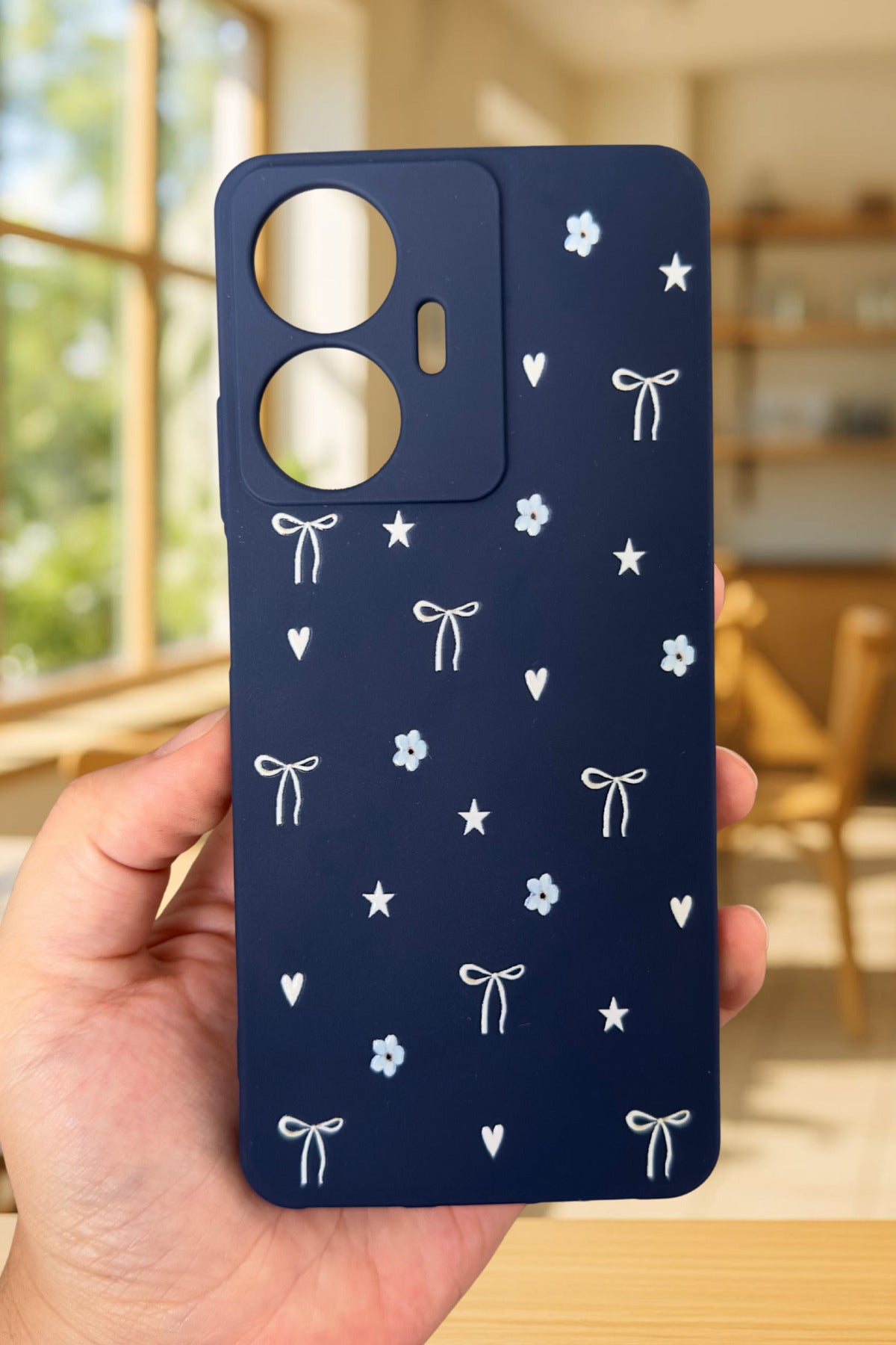 Realme C55 Uyumlu Mini Fiyonk Desenli Silikon Darbe Emici Klasik Korumalı Rubber Kılıf