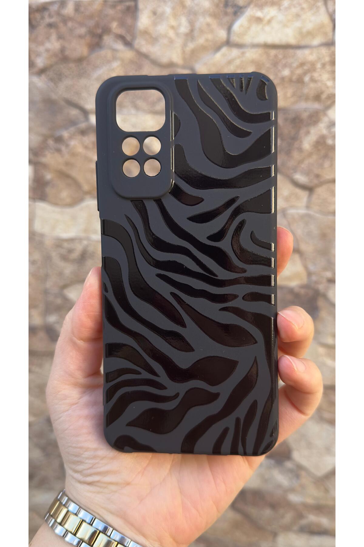 REDMİ NOTE 11/11S Uyumlu Zebra Desenli Silikon Darbe Emici Klasik Korumalı Rubber Kılıf