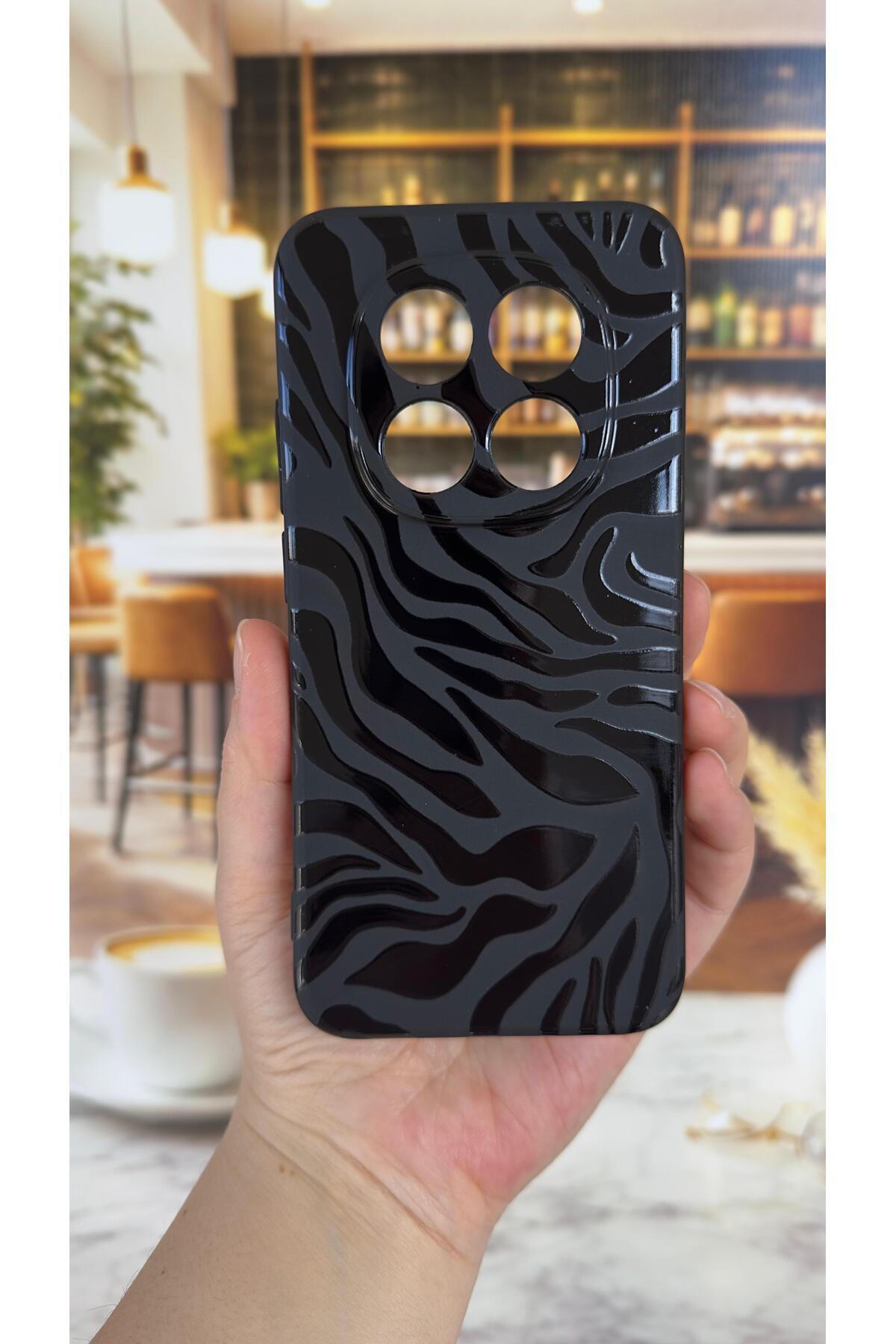 Redmi Note 15 Pro 5G Uyumlu Zebra Desenli Silikon Darbe Emici Klasik Korumalı Rubber Kılıf