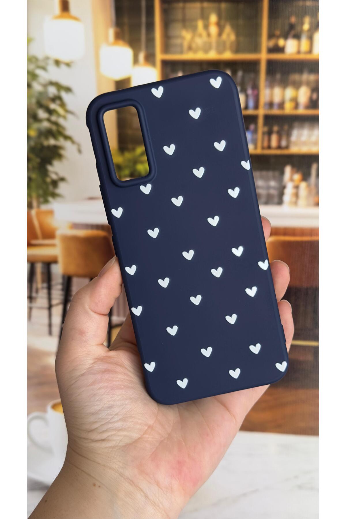 Infinix GT 30 Pro Uyumlu Mini Beyaz Kalp Desenli Silikon Darbe Emici Klasik Korumalı Rubber Kılıf