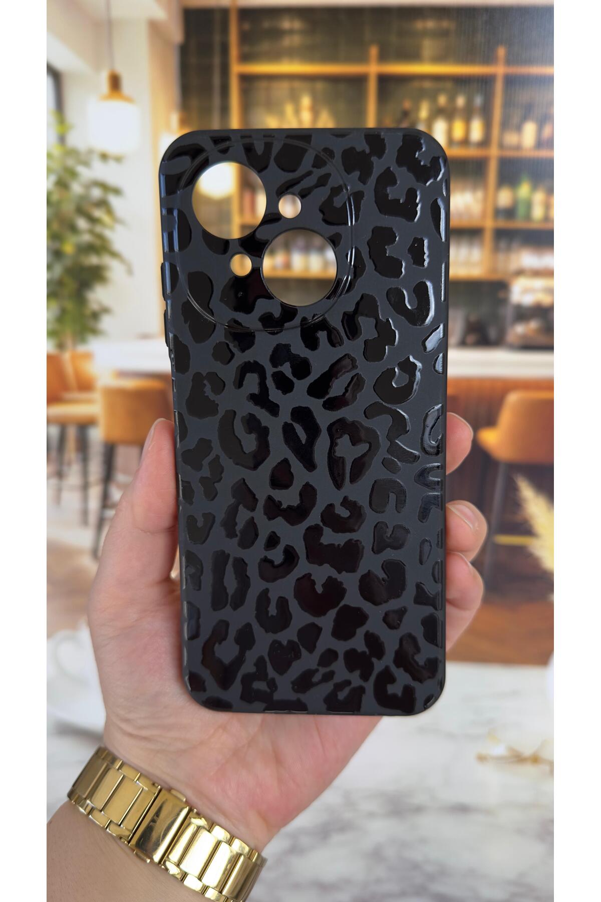 Tecno Spark Go1 Uyumlu Leopar Desenli Silikon Darbe Emici Klasik Korumalı Rubber Kılıf