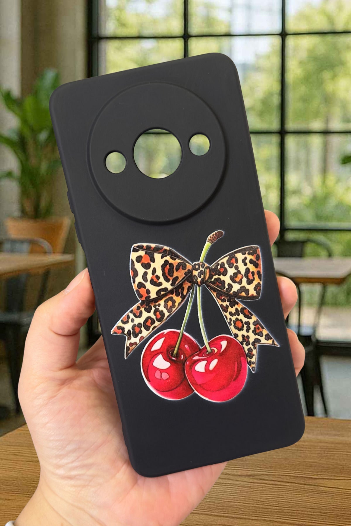 Xiaomi Redmi A3 Uyumlu Kiraz Leopar Fiyonk Desenli Silikon Darbe Emici Klasik Rubber Kılıf
