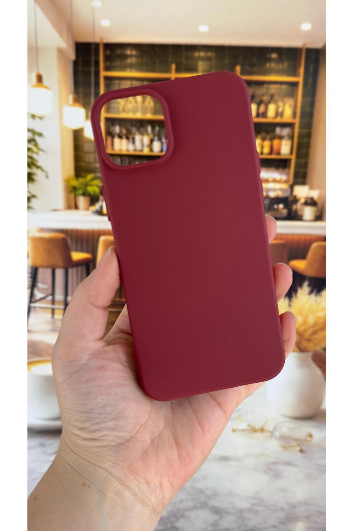 iPhone 15 Uyumlu Silikon Darbe Emici Korumalı Klasik Rubber Kılıf