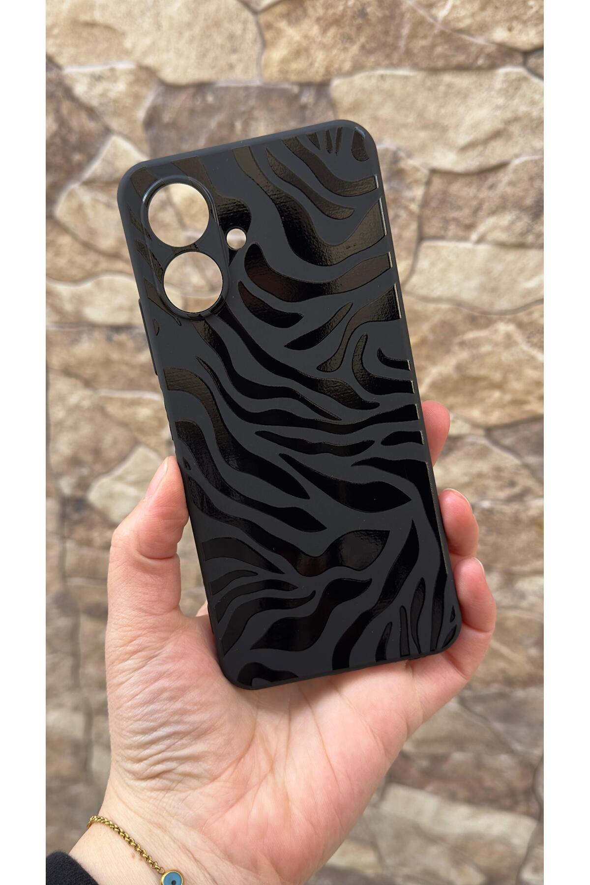 Tecno Spark Go2 Uyumlu Zebra Desenli Silikon Darbe Emici Klasik Korumalı Rubber Kılıf