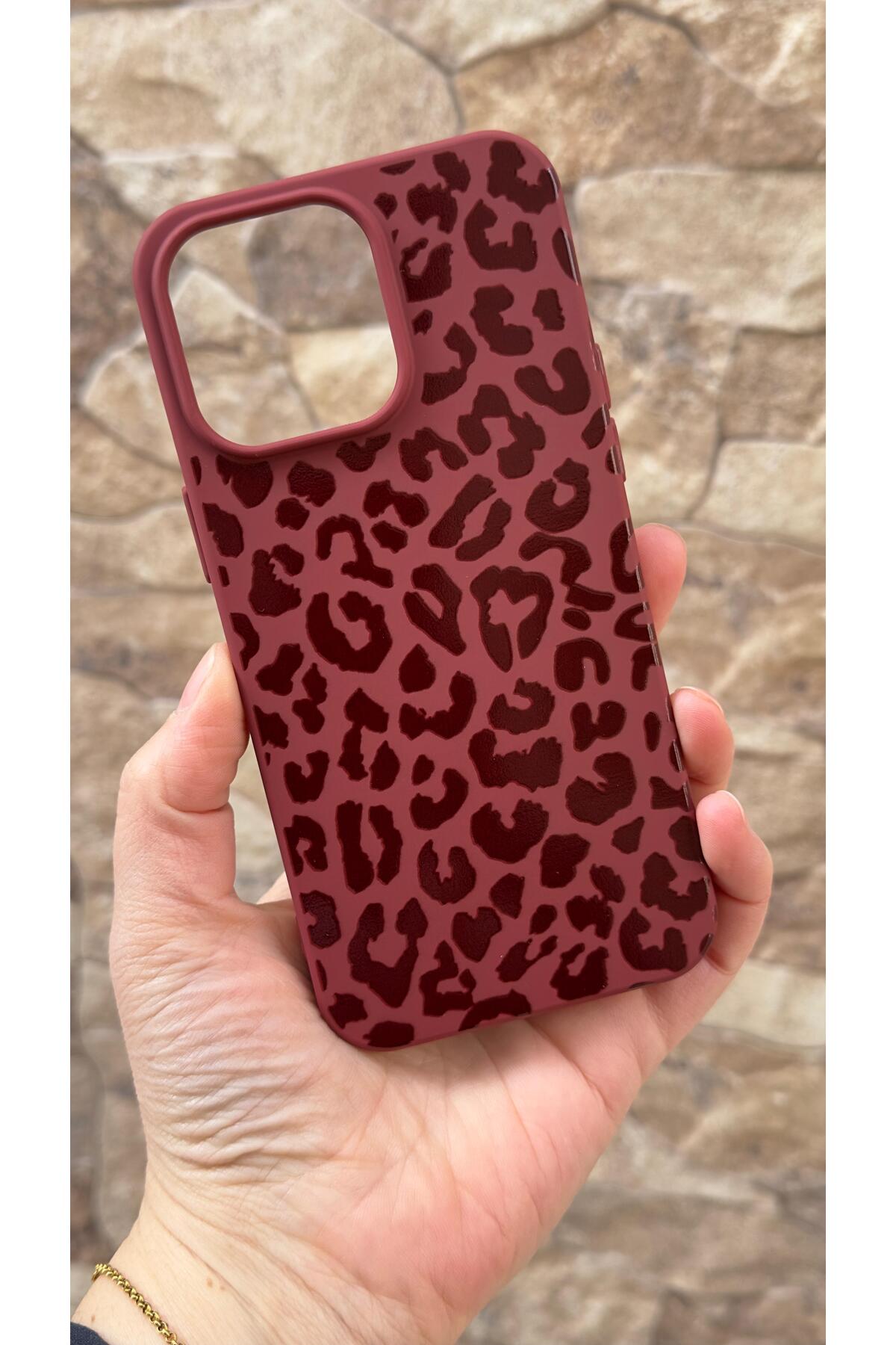 iPhone 16 Pro Max Uyumlu Leopar Desenli Silikon Darbe Emici Klasik Korumalı Rubber Kılıf