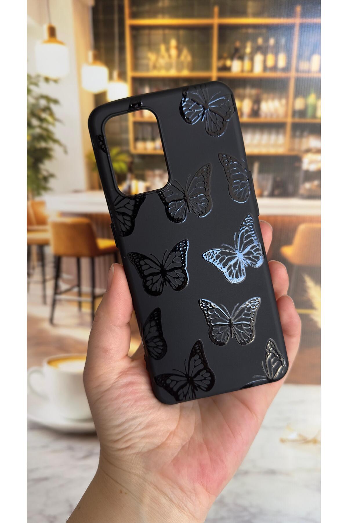 Oppo A54 Uyumlu Siyah Kelebek Desenli Silikon Darbe Emici Klasik Korumalı Rubber Kılıf