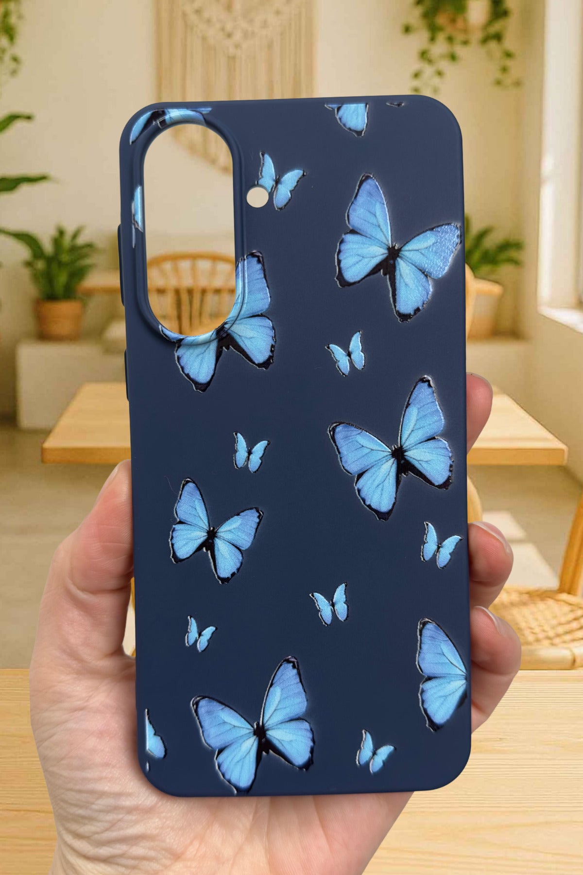 Samsung Galaxy A37 Uyumlu Mavi Kelebek Desenli Silikon Darbe Emici Klasik Korumalı Rubber Kılıf