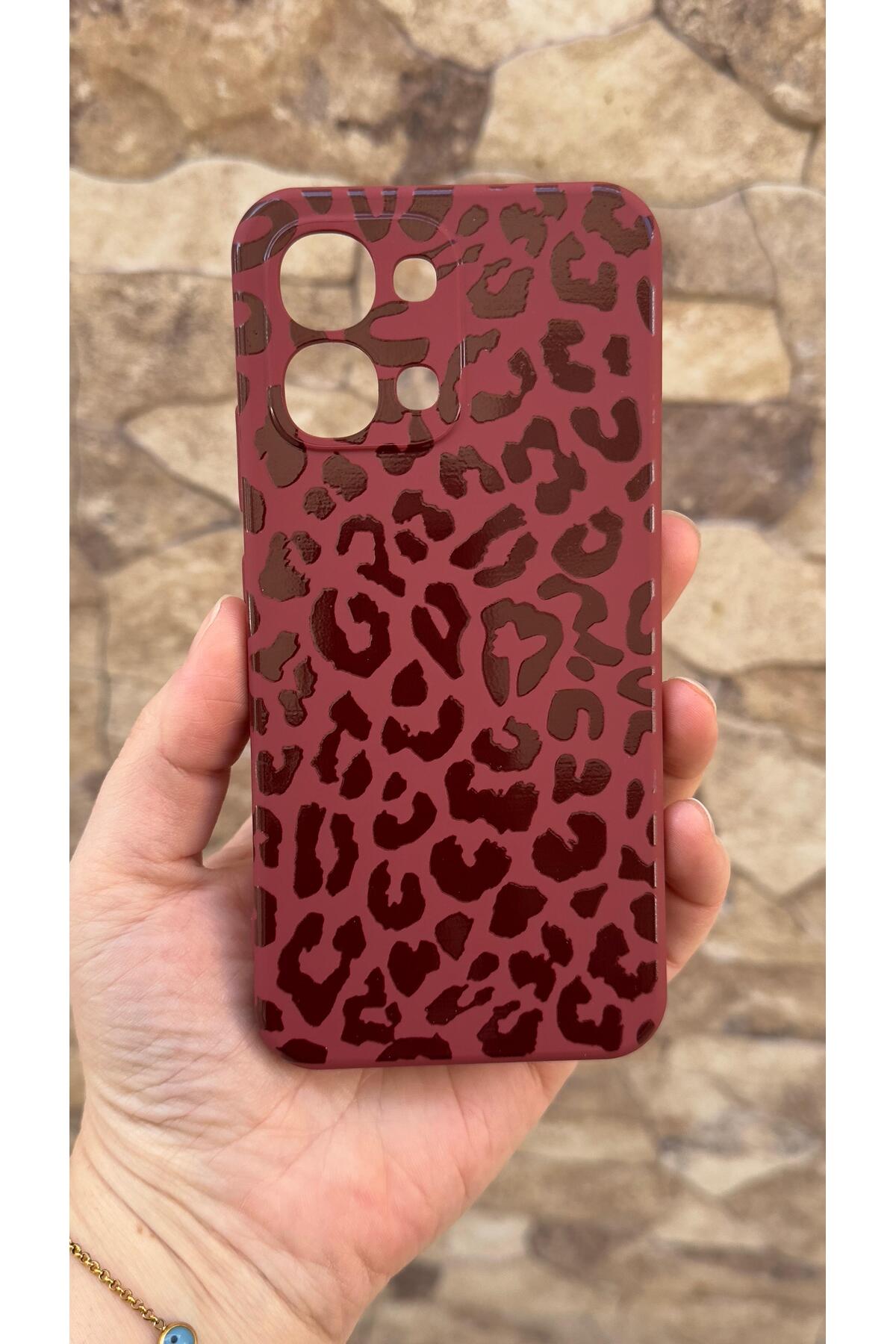 Oppo A6 Pro Uyumlu Leopar Desenli Silikon Darbe Emici Klasik Korumalı Rubber Kılıf