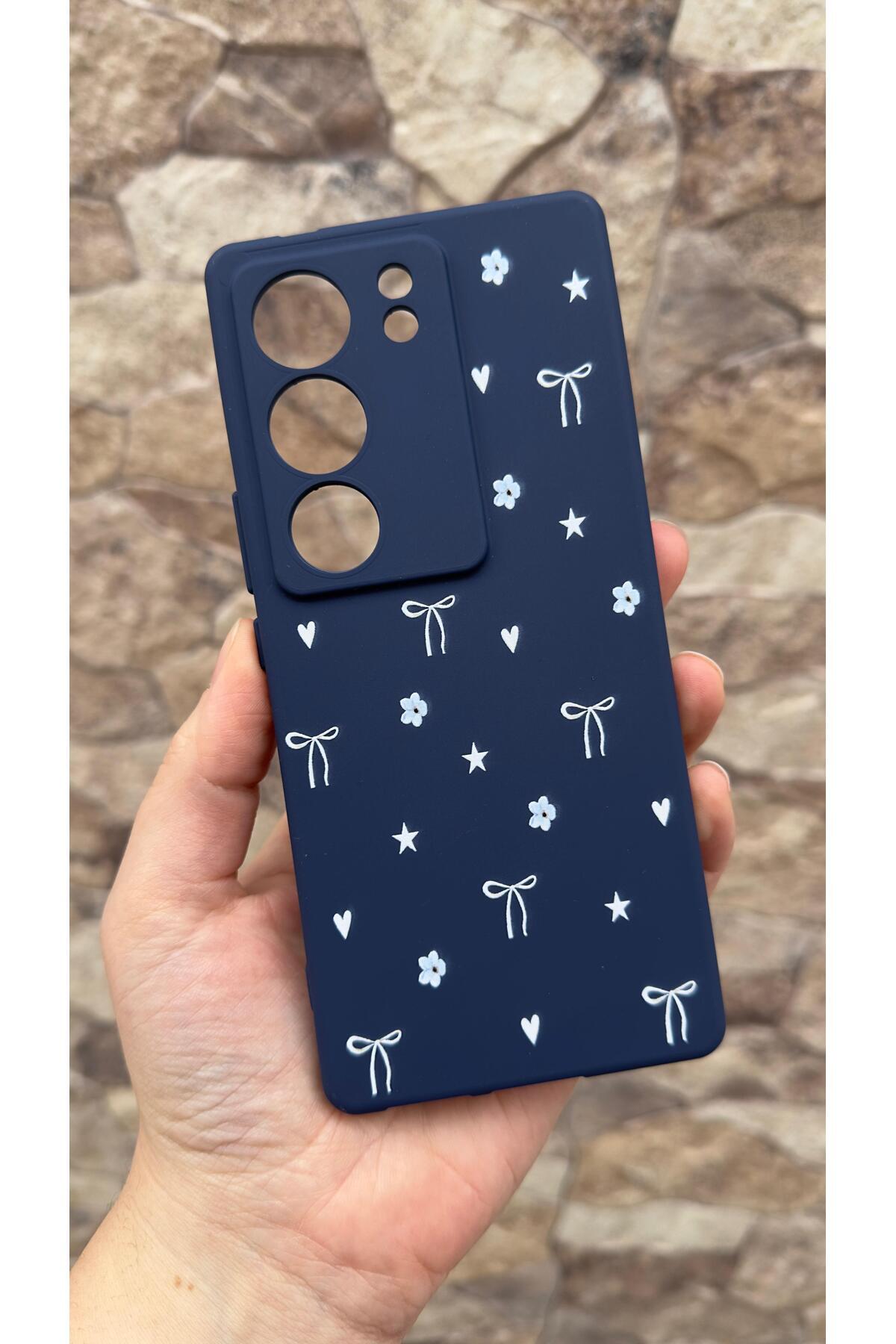 VİVO V29 Uyumlu Mini Fiyonk Desenli Silikon Darbe Emici Klasik Korumalı Rubber Kılıf