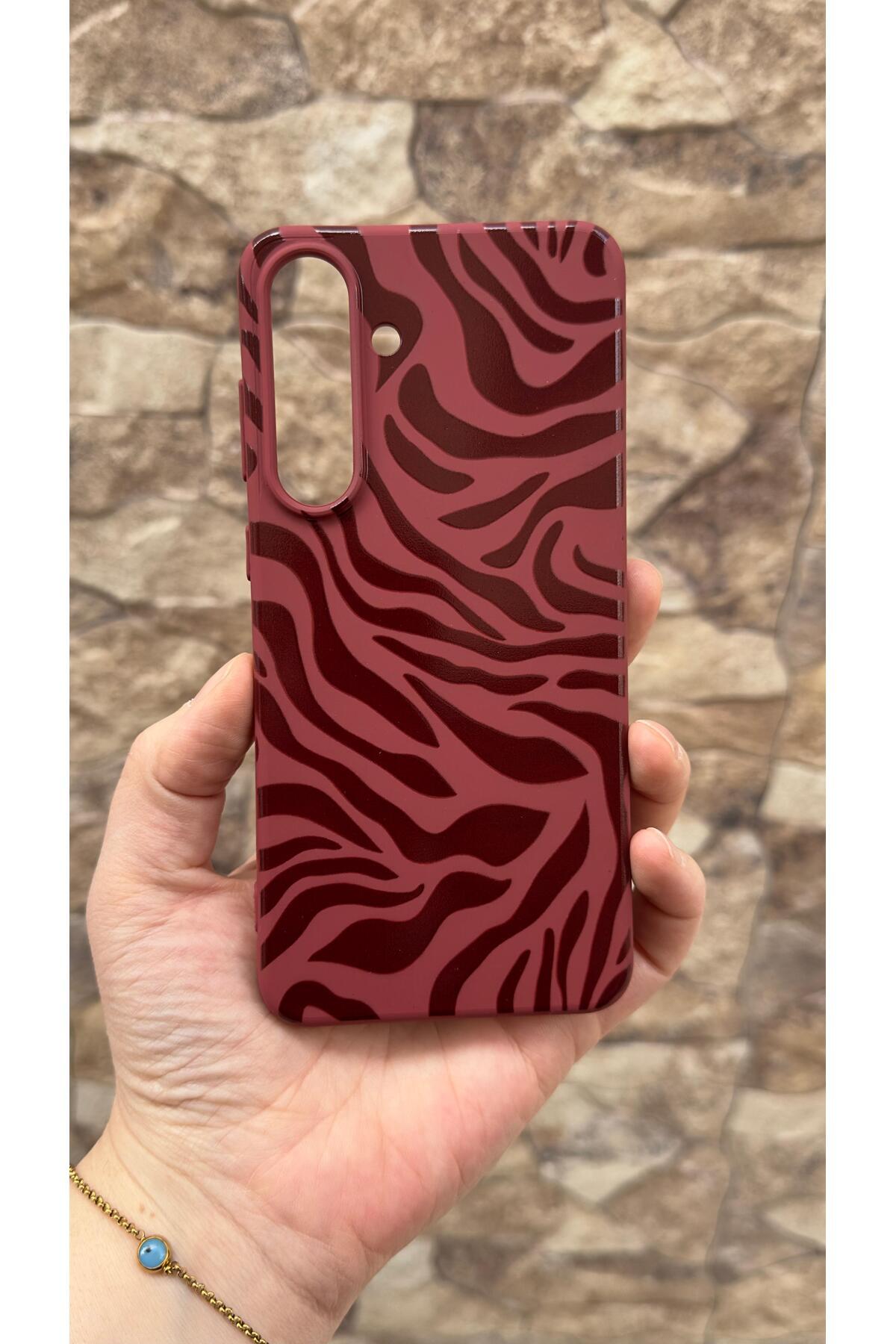Samsung Galaxy S25 FE Uyumlu Zebra Desenli Silikon Darbe Emici Klasik Korumalı Rubber Kılıf