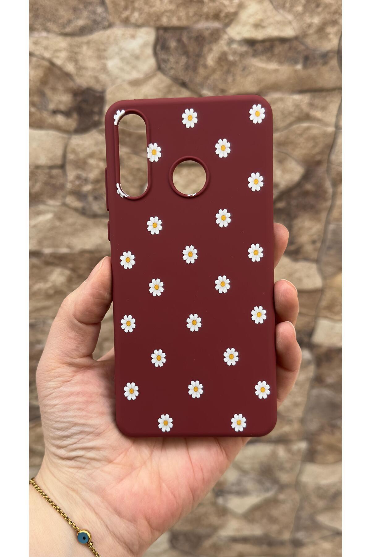 Huawei P30 Lite Uyumlu Beyaz Papatya Desenli Silikon Darbe Emici Klasik Korumalı Rubber Kılıf