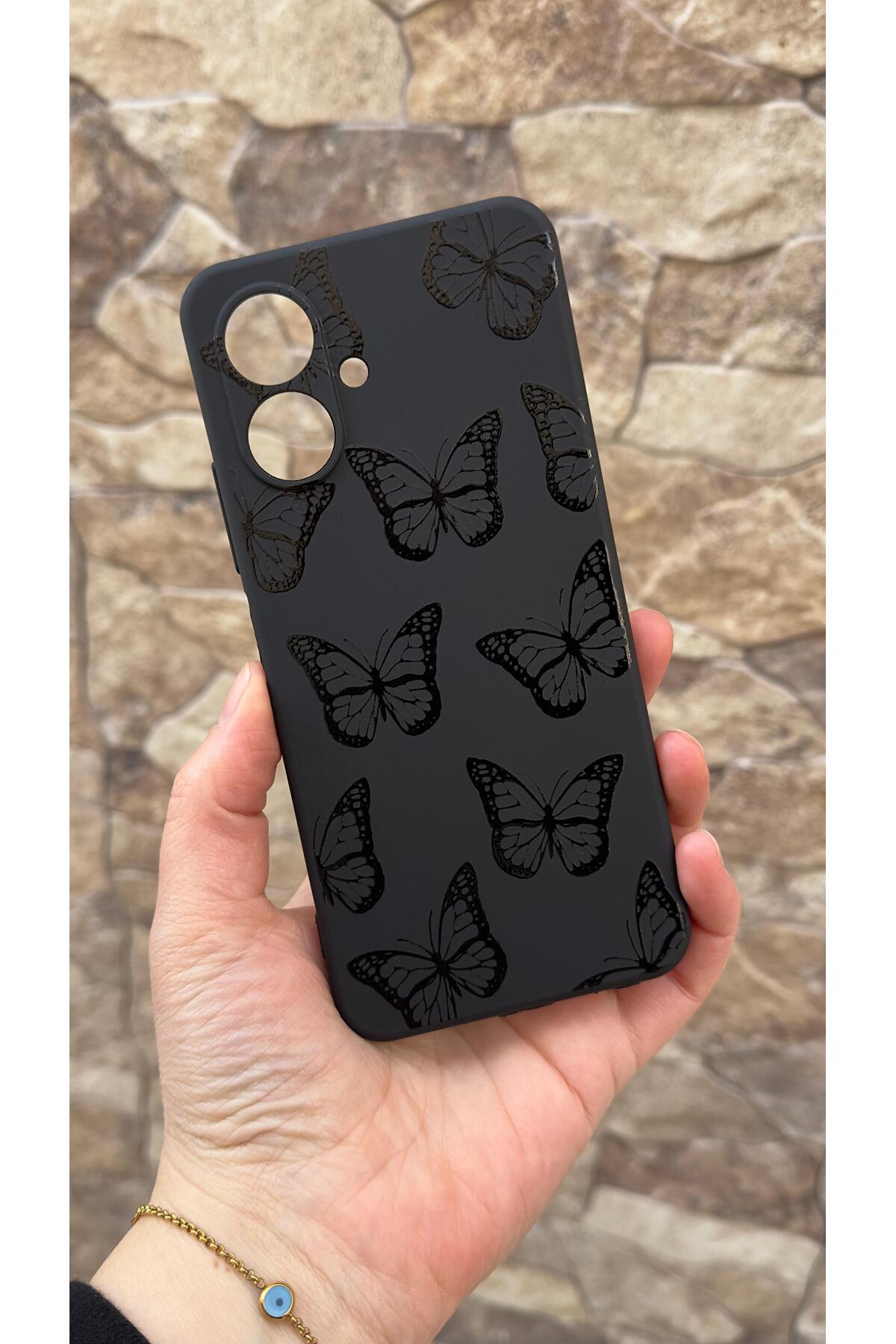 Tecno Spark Go2 Uyumlu Siyah Kelebek Desenli Silikon Darbe Emici Klasik Korumalı Rubber Kılıf