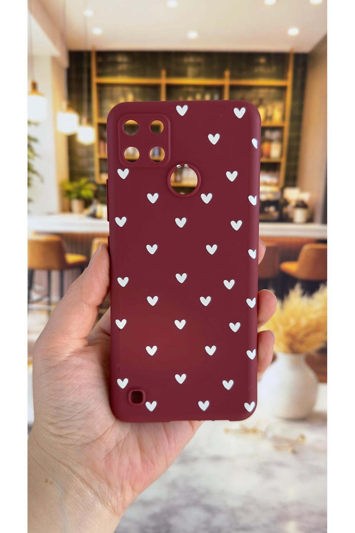 Realme C21Y Ve C25Y Uyumlu Beyaz Kalp Desenli Silikon Darbe Emici Klasik Korumalı Rubber Kılıf