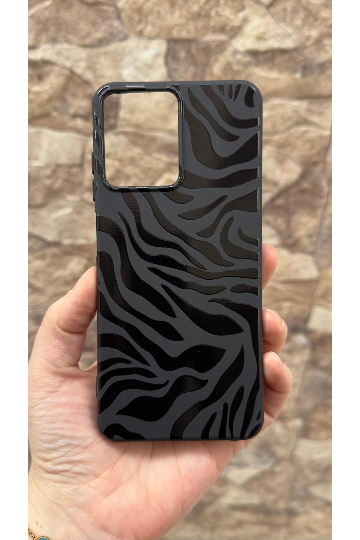 Casper Via M40 Uyumlu Zebra Desenli Silikon Darbe Emici Klasik Korumalı Rubber Kılıf