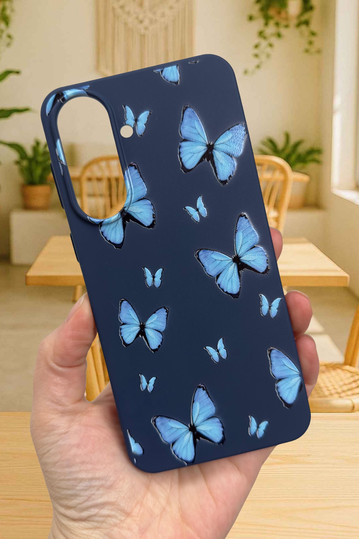 Samsung Galaxy A37 Uyumlu Mavi Kelebek Desenli Silikon Darbe Emici Klasik Korumalı Rubber Kılıf