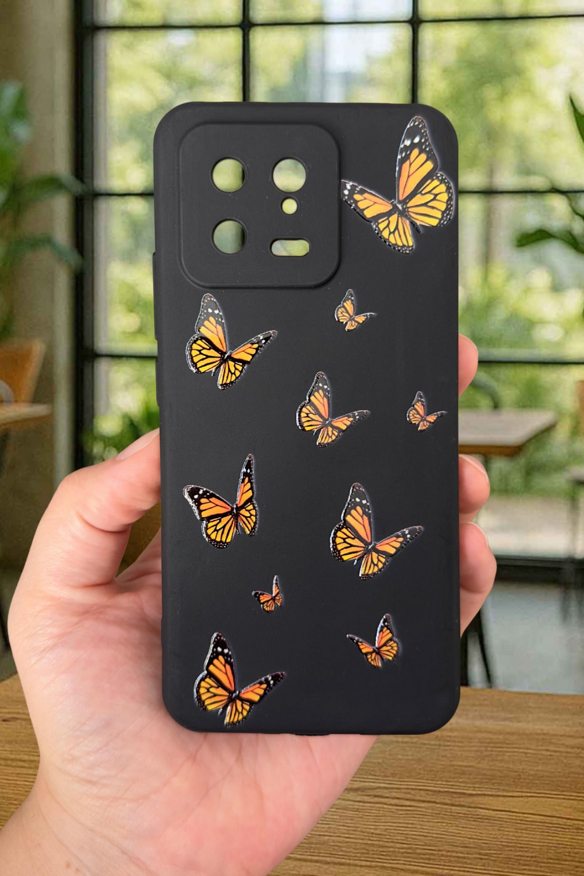 Xiaomi Mi 13 Uyumlu Turuncu Kelebek Desenli Silikon Darbe Emici Klasik Korumalı Rubber Kılıf